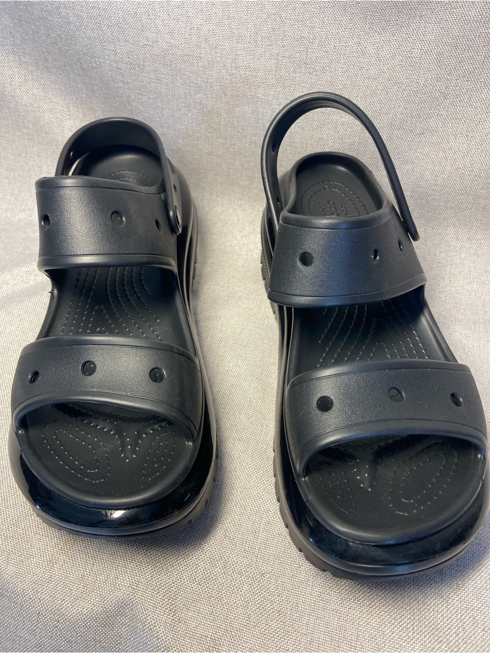 Crocs Classic Mega Crush Sandal  Size 12. New. - Picture 2 of 10